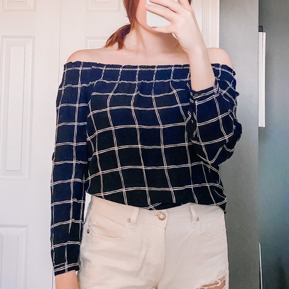 Reitmans Tops - Off The Shoulder Long Sleeve Top